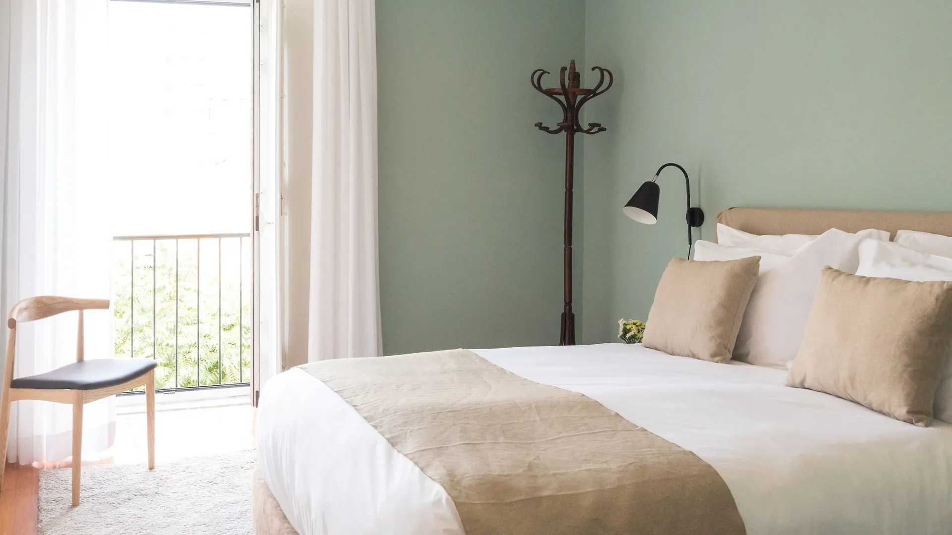Boutique Chiado Duplex Apartment Lisbon